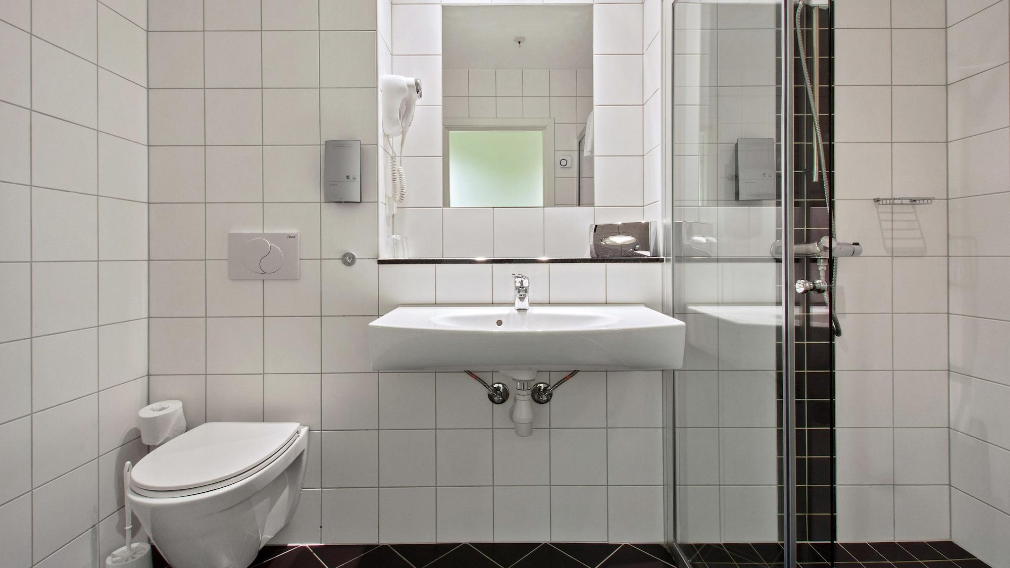 Thon Partner Hotel Baronen Олесун Екстериор снимка