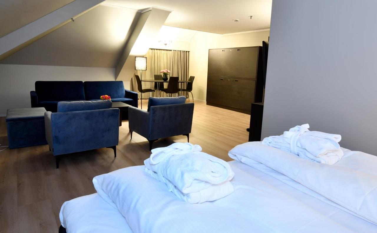 Thon Partner Hotel Baronen Олесун Екстериор снимка
