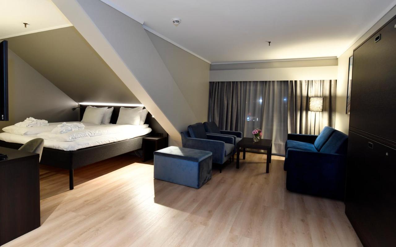 Thon Partner Hotel Baronen Олесун Екстериор снимка