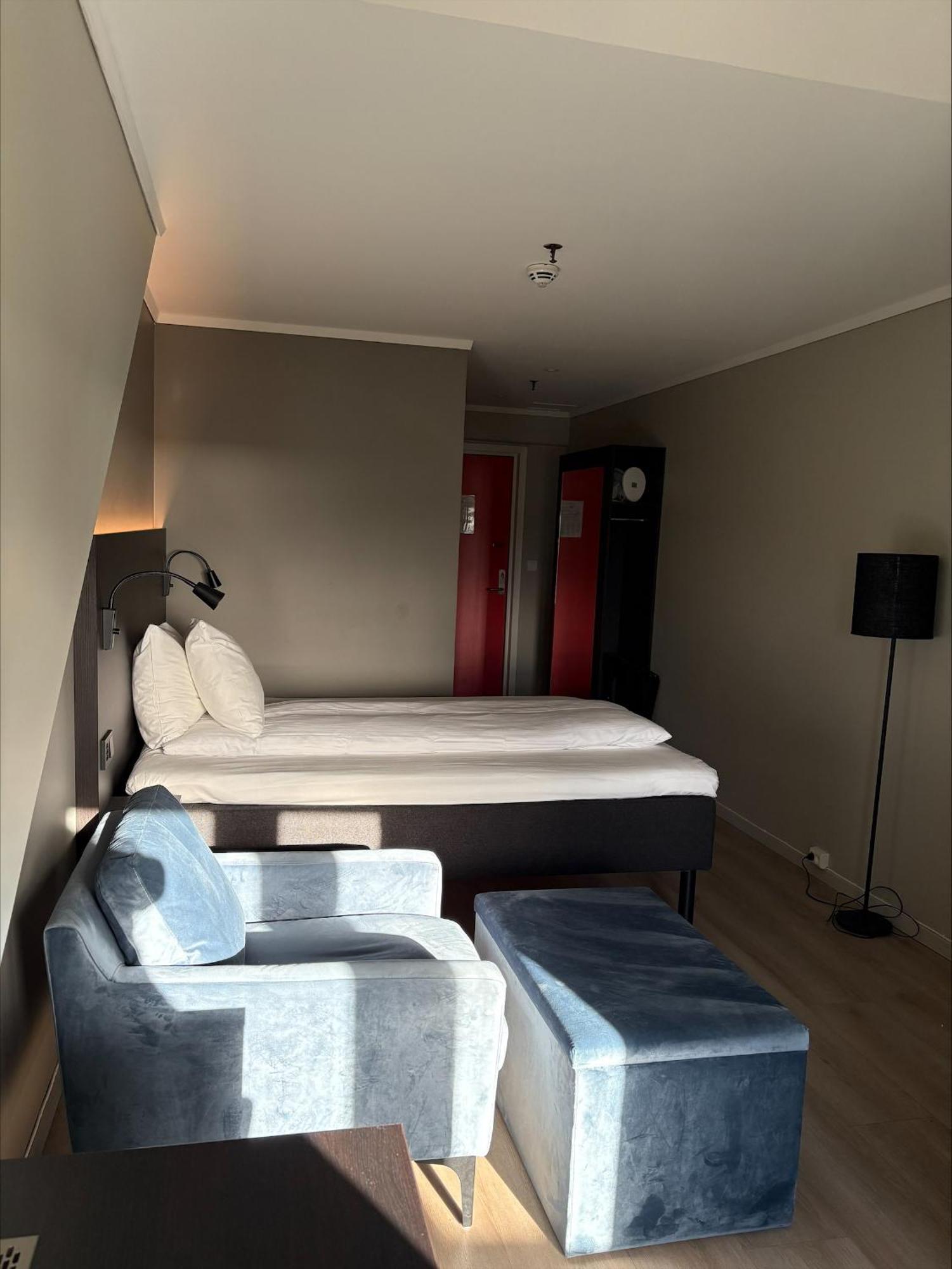 Thon Partner Hotel Baronen Олесун Екстериор снимка