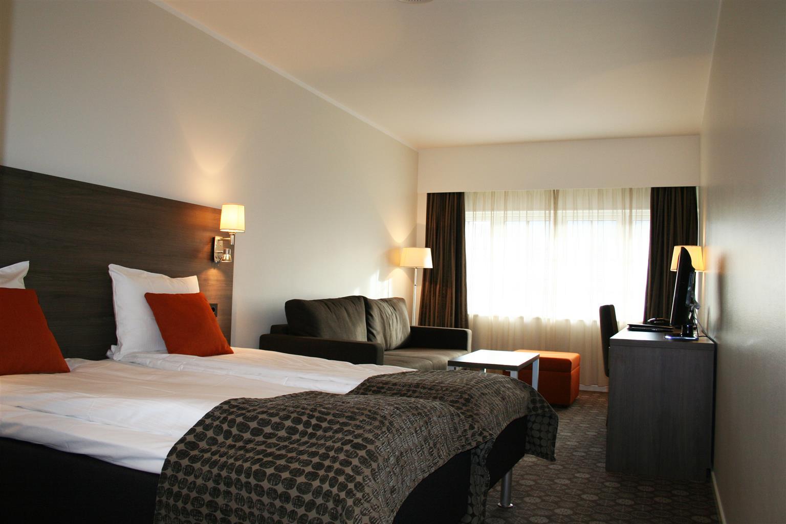 Thon Partner Hotel Baronen Олесун Екстериор снимка