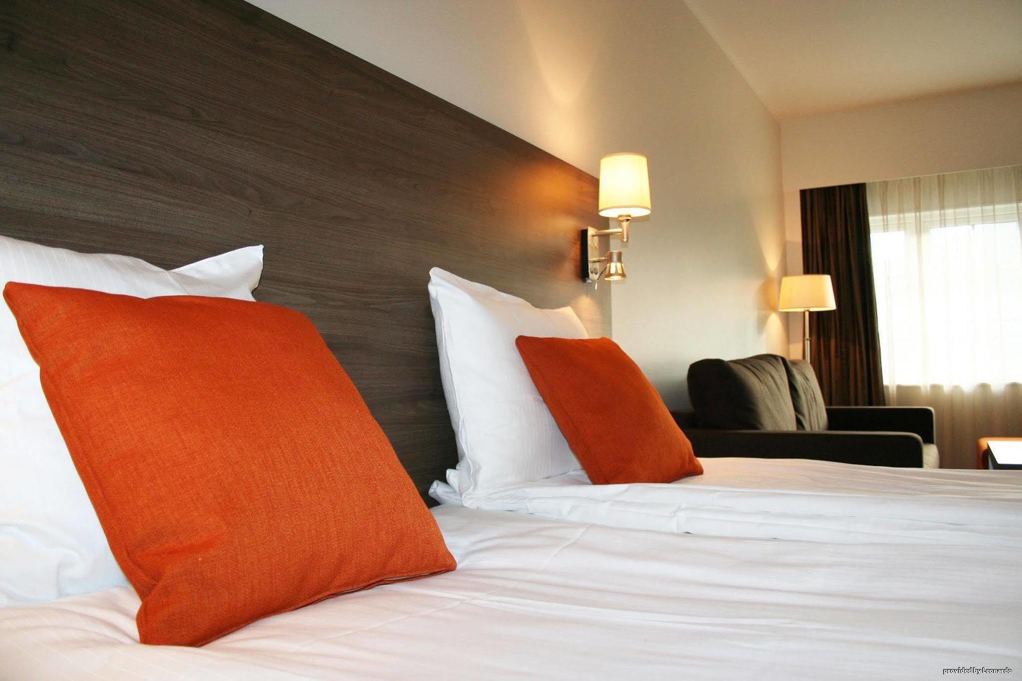 Thon Partner Hotel Baronen Олесун Екстериор снимка